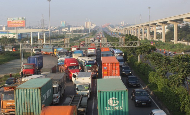 &aacute;&raquo;šn l&aacute;&ordm;&iexcl;nh container bay &aacute;&raquo;Ÿ TP HCM - &aacute;&ordm;&cent;nh 3.