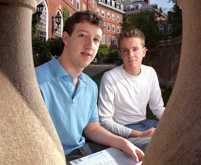 Mark Zuckerberg ngay cang giong