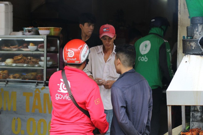 Hàng quán đắt khách nhờ lên app gọi món - Ảnh 6. Hàng quán đắt khách nhờ lên app gọi món - Ảnh 6.