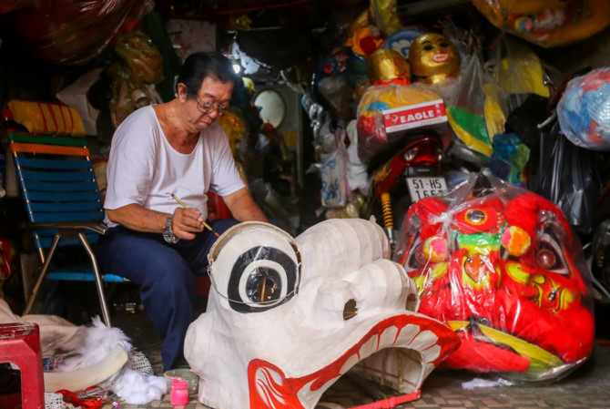 Gia đ&igrave;nh hơn 50 năm l&agrave;m đầu l&acirc;n