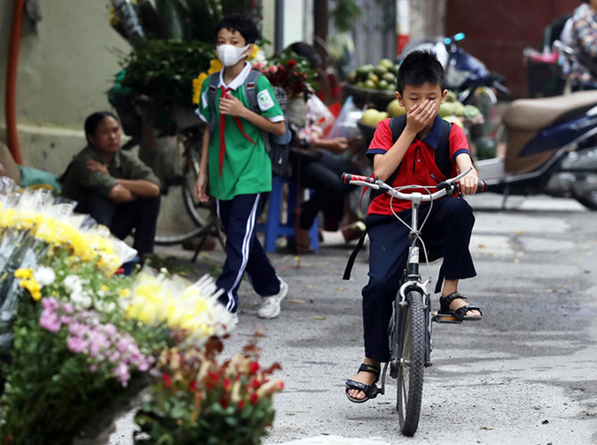 Ph&Atilde;&shy;a ngo&Atilde;&nbsp;i nh&Atilde;&nbsp; kho R&aacute;&ordm;&iexcl;ng &Auml;&Atilde;&acute;ng s&Atilde;&iexcl;ng nay m&Atilde;&sup1;i kh&Atilde;&copy;t v&aacute;&ordm;&laquo;n c&Atilde;&sup2;n kh&Atilde;&iexcl; n&aacute;&raquo;“ng n&aacute;&ordm;&middot;c. &aacute;&ordm;&cent;nh: Ng&aacute;&raquo;c Th&Atilde;&nbsp;nh.