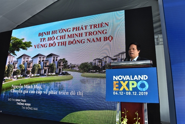 Đồng Nai: Lợi thế vàng phát triển đô thị sinh thái Phát biểu tại hội thảo, GS.TS. Nguyễn Minh Hòa - Phó chủ tịch Hội Quy hoạch và Phát triển TP.HCM nhận định, các khu vực Bình Dương, Đồng Nai, Bà Rịa - Vũng Tàu sẽ trở thành cực tăng trưởng mạnh quanh TP HCM trong tương lai không xa.