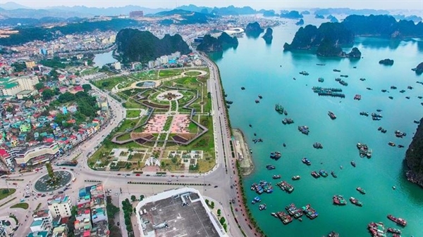 Khánh Hoà xin Thủ tướng dừng quy hoạch Bắc Vân Phong thành đặc khu Bắc Vân Phong từng rơi vào sốt đất khi có thông tin quy hoạch thành đặc khu kinh tế. Ảnh: