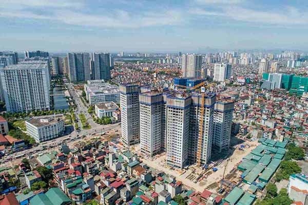 Vietnam Report: Giá bất động sản đã bị bơm lên vượt quá sức mua thực của nền kinh tế Giá bất động sản đã tăng tới 200% trong những năm qua. Ảnh: vietnamnet