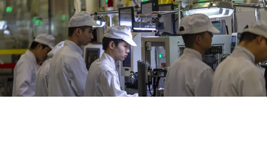 Cac hang dien thoai quay cuong trong dai dich virus corona hinh anh 4 Z11717022020.png