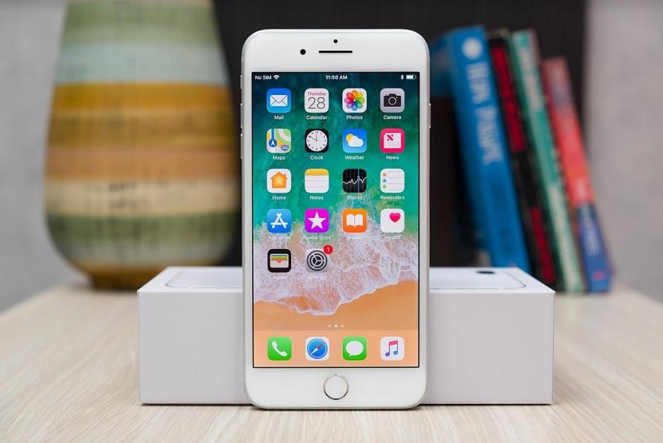 iPhone 9 Plus -