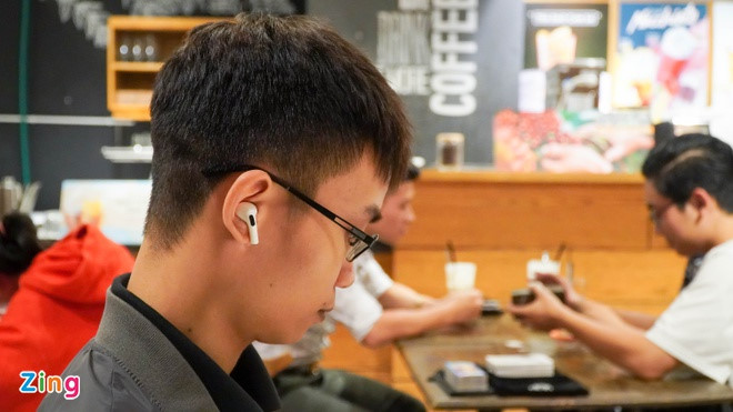 Hang san xuat AirPods tai VN mong thanh Foxconn moi, gia cong iPhone hinh anh 2 Huawei_AFP.jpg