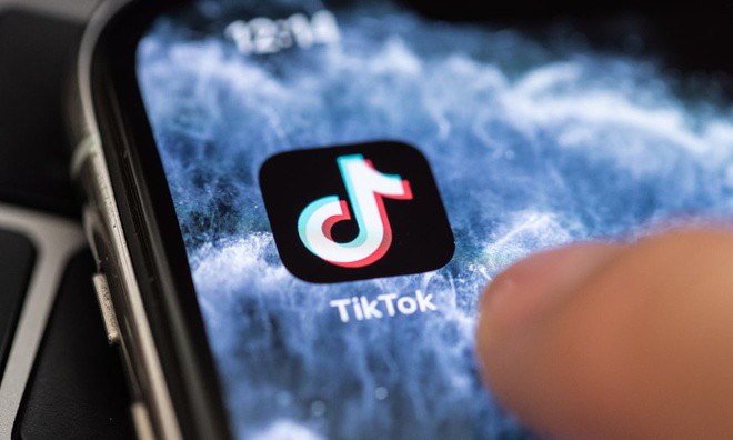 Một lời Tổng thống Trump nói, Microsoft hoãn mua TikTok Mỹ
