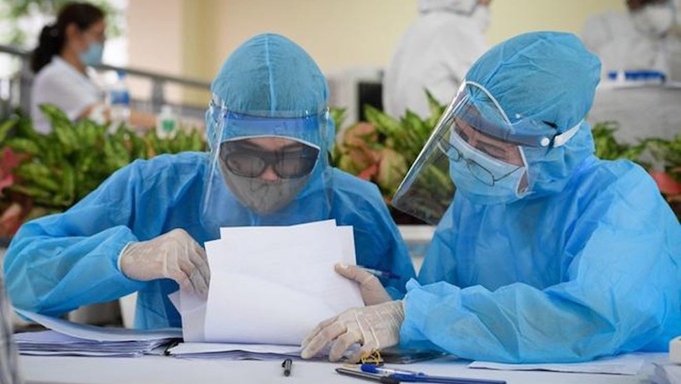 Sáng 13/8: Thêm 3 ca mắc Covid-19, vẫn còn 15 bệnh nhân nặng