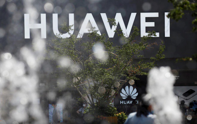 Điện thoại Huawei bất ngờ tăng giá
