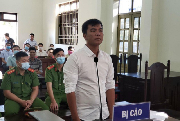 Góc nhìn: Thấy gì sau bản án 1 năm tù vì “nói xấu” lãnh đạo?