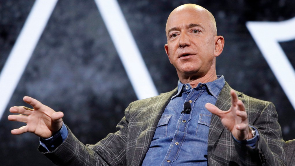 Tại sao Jeff Bezos từ chức CEO Amazon?