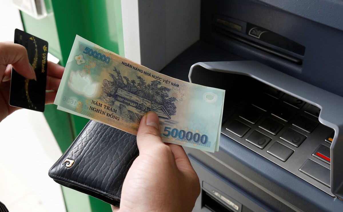 Tiếp tục tăng nhanh, lãi suất VND doãng rộng chênh lệch với USD trên liên ngân hàng