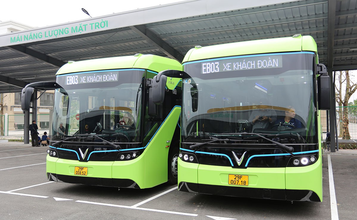 VinBus vận hành xe buýt điện thông minh đầu tiên ở Việt Nam