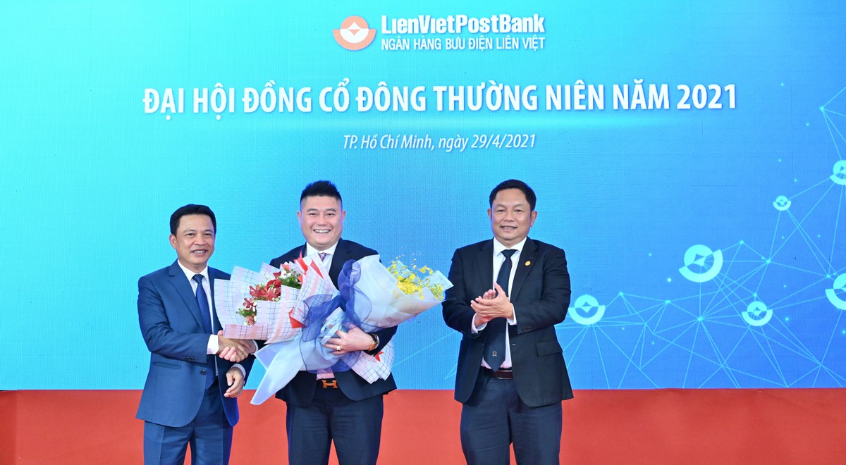 “Bầu Thụy” giữ chức Phó Chủ tịch HĐQT LienVietPostBank
