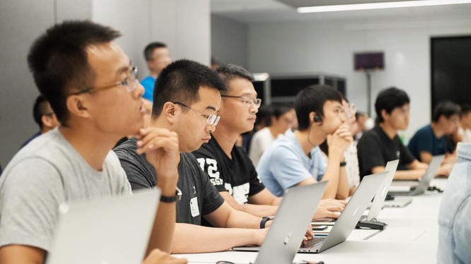 Huawei treo thưởng lớn để thi viết ứng dụng cho hệ sinh thái mới