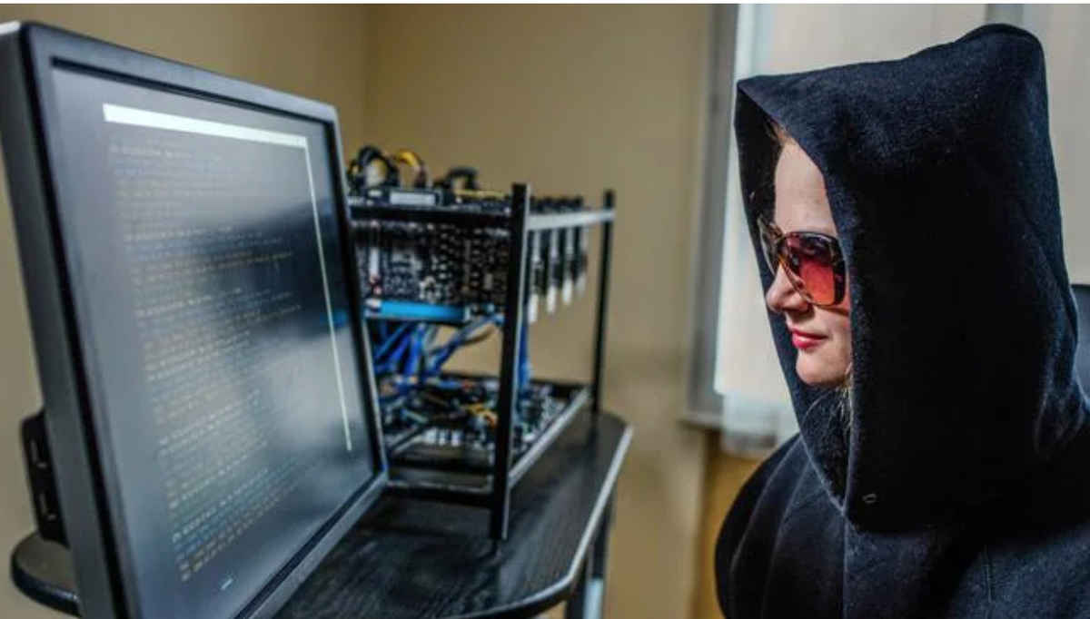 Hacker trộm hơn 600 triệu USD được mời làm sếp phụ trách bảo mật