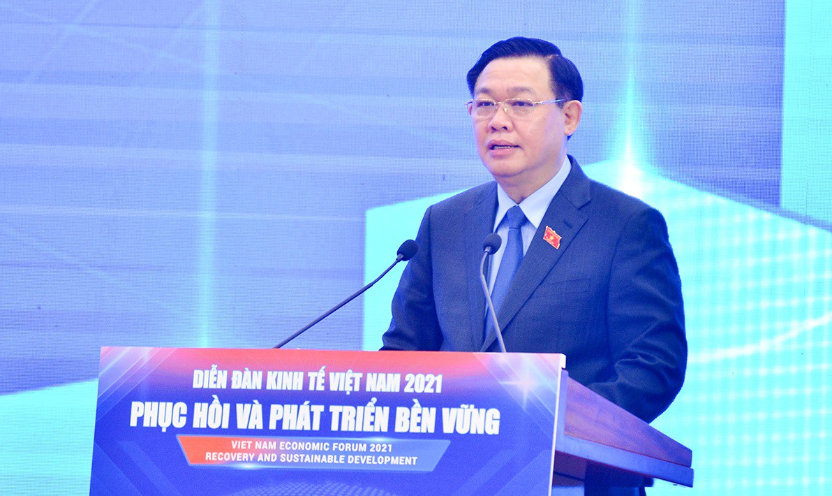 Chủ tịch Quốc hội: “Điều kiện cấp bách phải có giải pháp cấp bách”