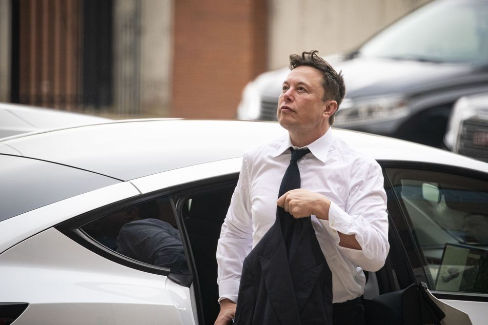 Tài sản của tỷ phú Elon Musk sụt hơn 50 tỷ USD trong 2 ngày