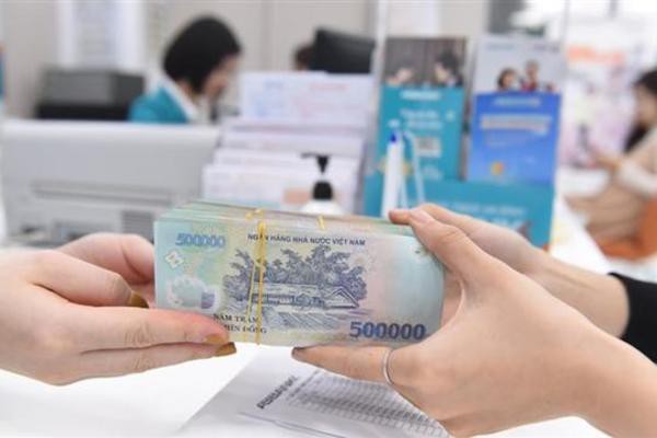 Tiền đang quay lại hệ thống ngân hàng (Ảnh minh họa).