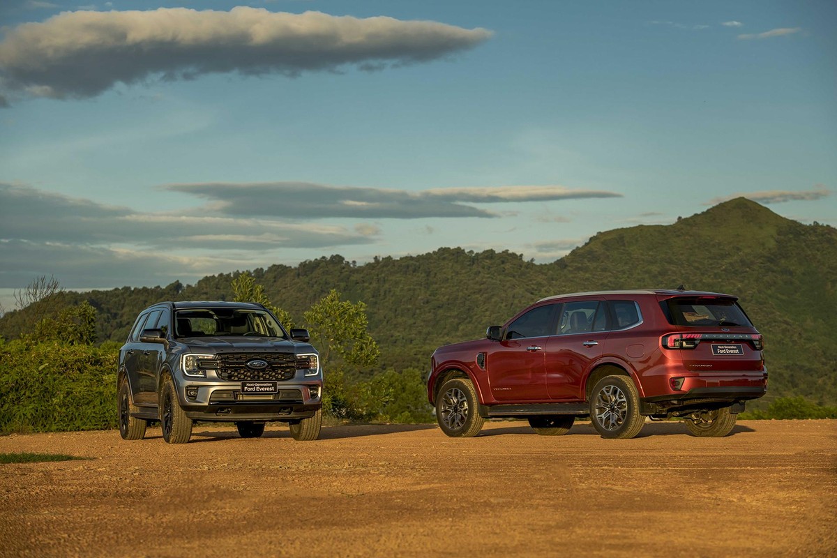 Mẫu xe Ford Everest mới được nhập khẩu nguyên chiếc từ Thái Lan.