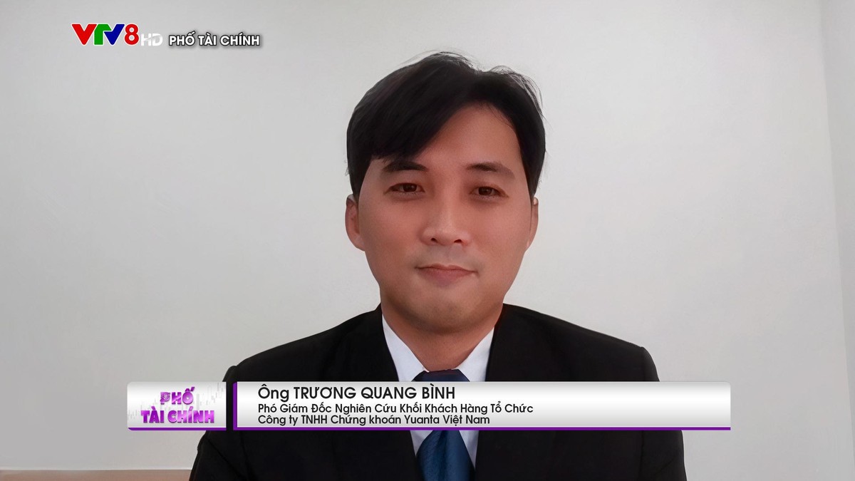 Ông Trương Quang Bình, Phó Giám Đốc Nghiên Cứu Khối Khách Hàng Tổ Chức, Công ty TNHH Chứng khoán Yuanta Việt Nam