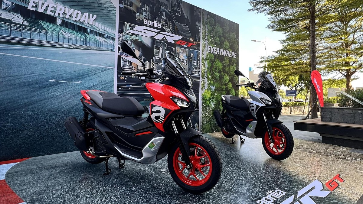 Chi tiết xe tay ga mới Aprilia SR GT giá từ 97 triệu đồng