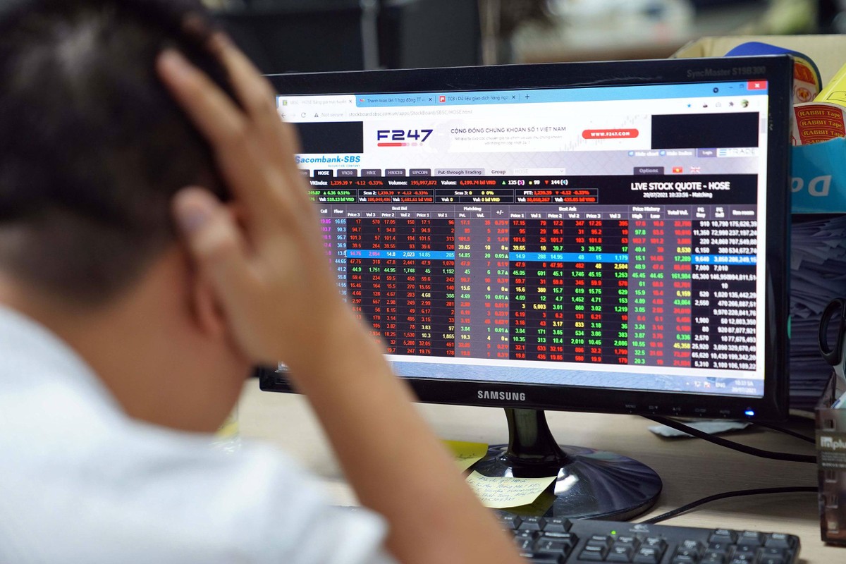 Việc áp dụng T+2 và giao dịch lô lẻ chưa giúp thanh khoản thị trường tăng như kỳ vọng (Ảnh minh hoạ)