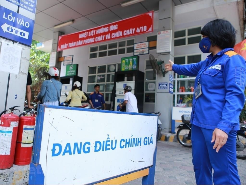 Giá xăng dầu trong nước có thể tăng vào kỳ điều hành ngày mai