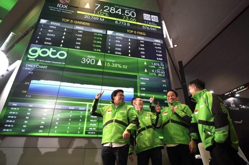 GoTo chào bán cổ phiếu ra công chúng lần đầu vào đầu năm 2022. Ảnh: JarkataPost.