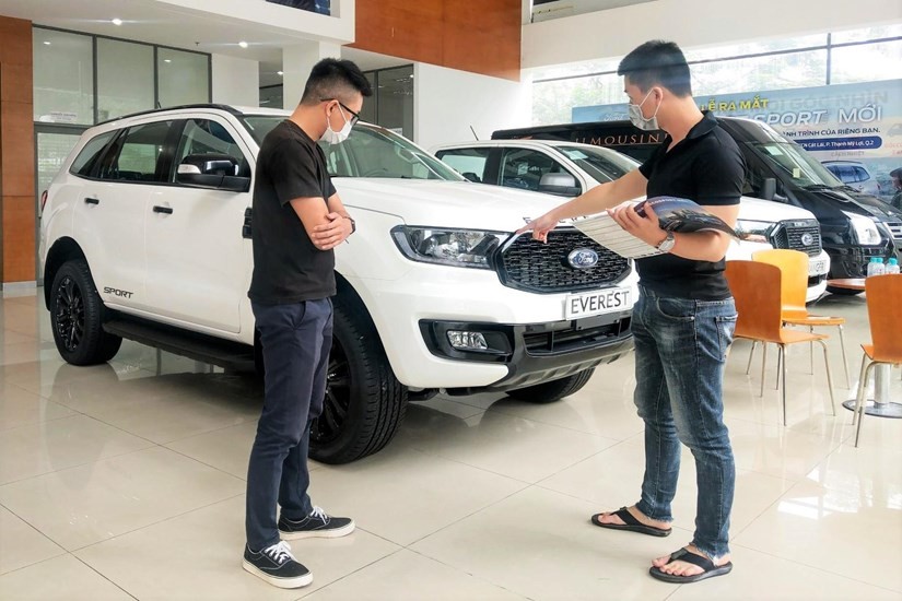 Các đại lý bán xe đang tranh thủ kích cầu bằng những chương trình giảm giá, khuyến mãi trong dịp cuối năm Âm lịch. (Ảnh minh họa: PV/Vietnam+)