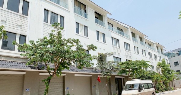 Muốn tự cứu mình, doanh nghiệp bất động sản phải tái cấu trúc.