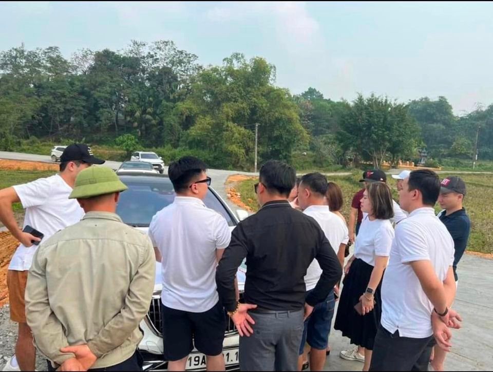 Môi giới bất động sản vừa vào nghề đã “vỡ mộng”, cả năm có duy nhất 1 giao dịch