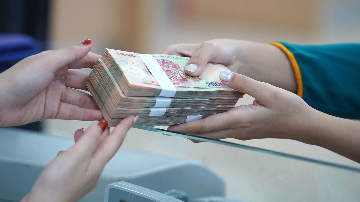 VCBS: Mặt bằng lãi suất sẽ tạo đỉnh trong nửa đầu 2023