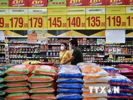 Gạo được bày bán tại một siêu thị ở Bangkok, Thái Lan. (Ảnh: AFP/TTXVN)
