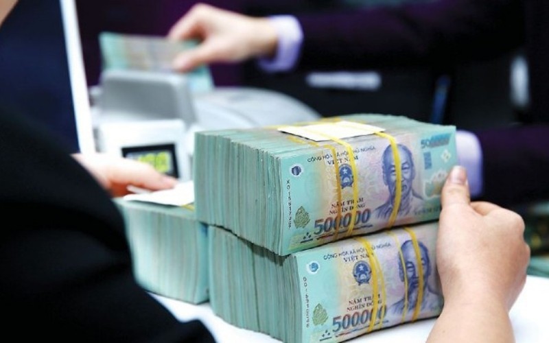 Lãi suất huy động có thể đạt đỉnh ngay trong quý 1/2023. Hình minh họa, nguồn: Internet.