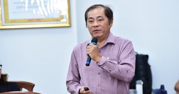 TS. Đinh Thế Hiển, chuyên gia kinh tế tại chương trình.