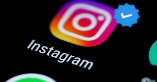 Mark Zuckerberg xác nhận Facebook và Instagram bắt đầu bán tick xanh