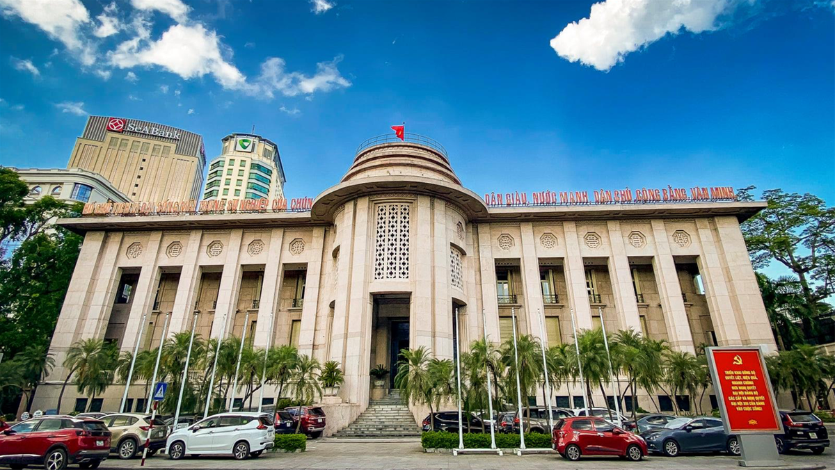 Việc cơ cấu lại thời hạn trả nợ cho khách hàng được thực hiện kể từ ngày Thông tư này có hiệu lực đến hết ngày 30/6/2024.