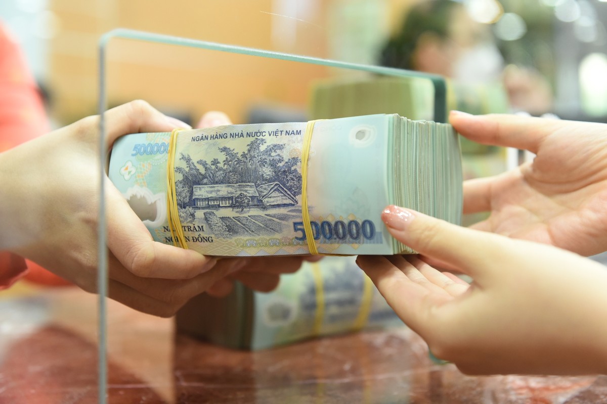 Chính phủ yêu cầu Ngân hàng Nhà nước giảm lãi suất điều hành ngay trong tháng 6 này. Hình minh họa, nguồn: Internet.
