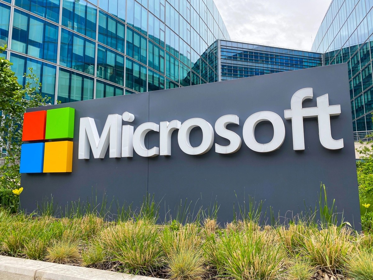 Giá trị vốn hóa thị trường của Microsoft đạt mức kỷ lục gần 2.600 tỷ USD
